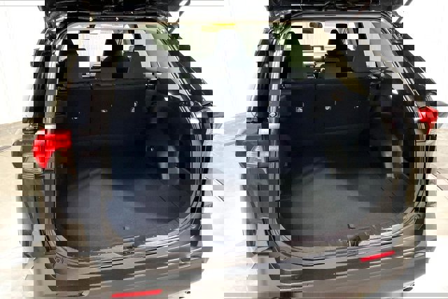 Certified 2025 Toyota RAV4 LE AWD/4WD image 37