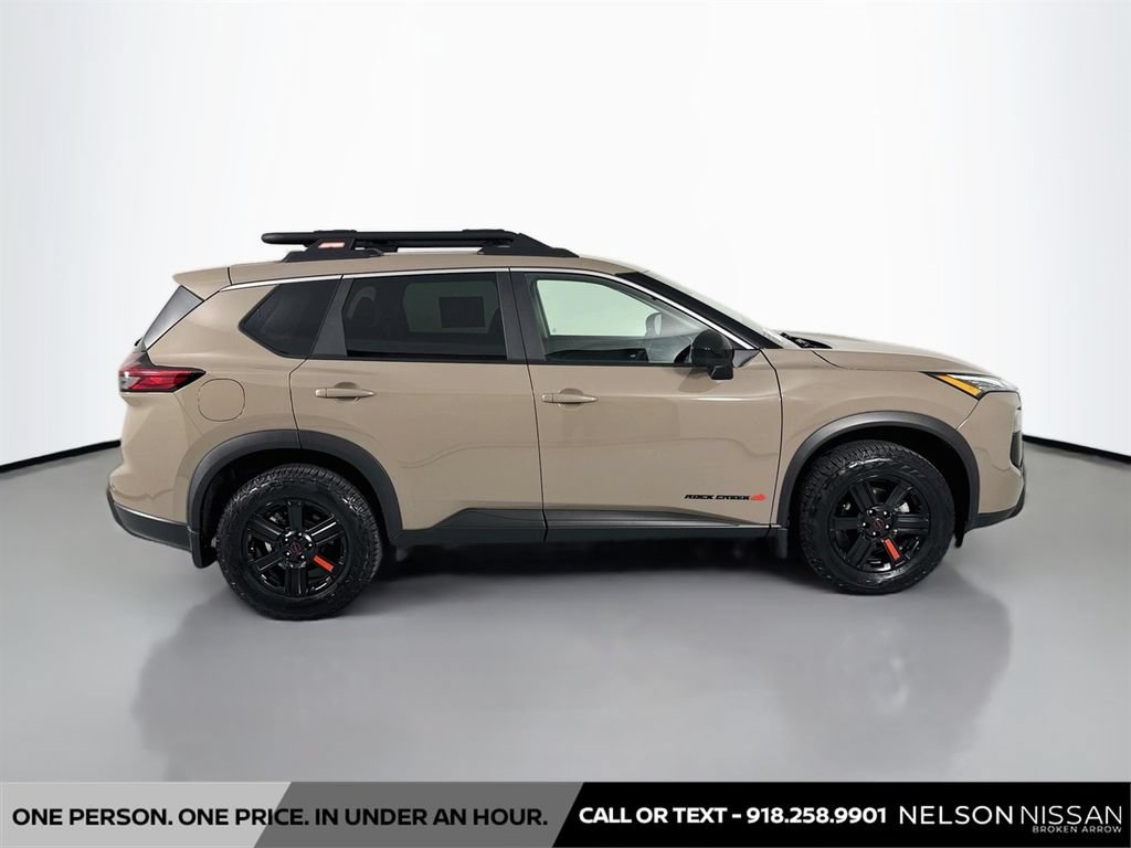Certified 2025 Nissan Rogue SV AWD/4WD image 4