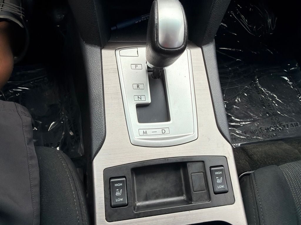 Used 2013 Subaru Legacy 2.5i Premium w/ All-Weather Pkg AWD/4WD image 19