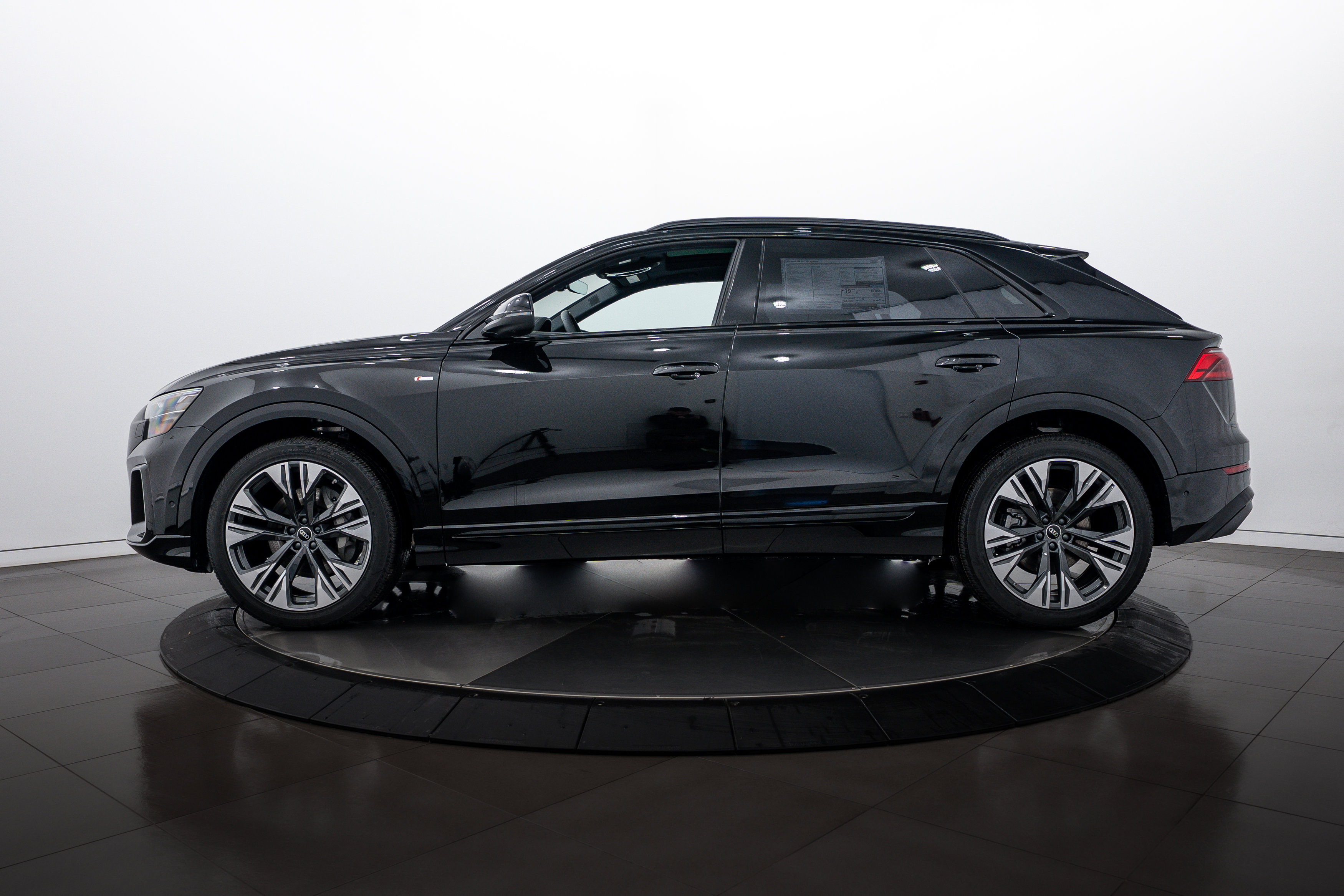 New 2026 Audi Q8 Premium Plus AWD/4WD image 7