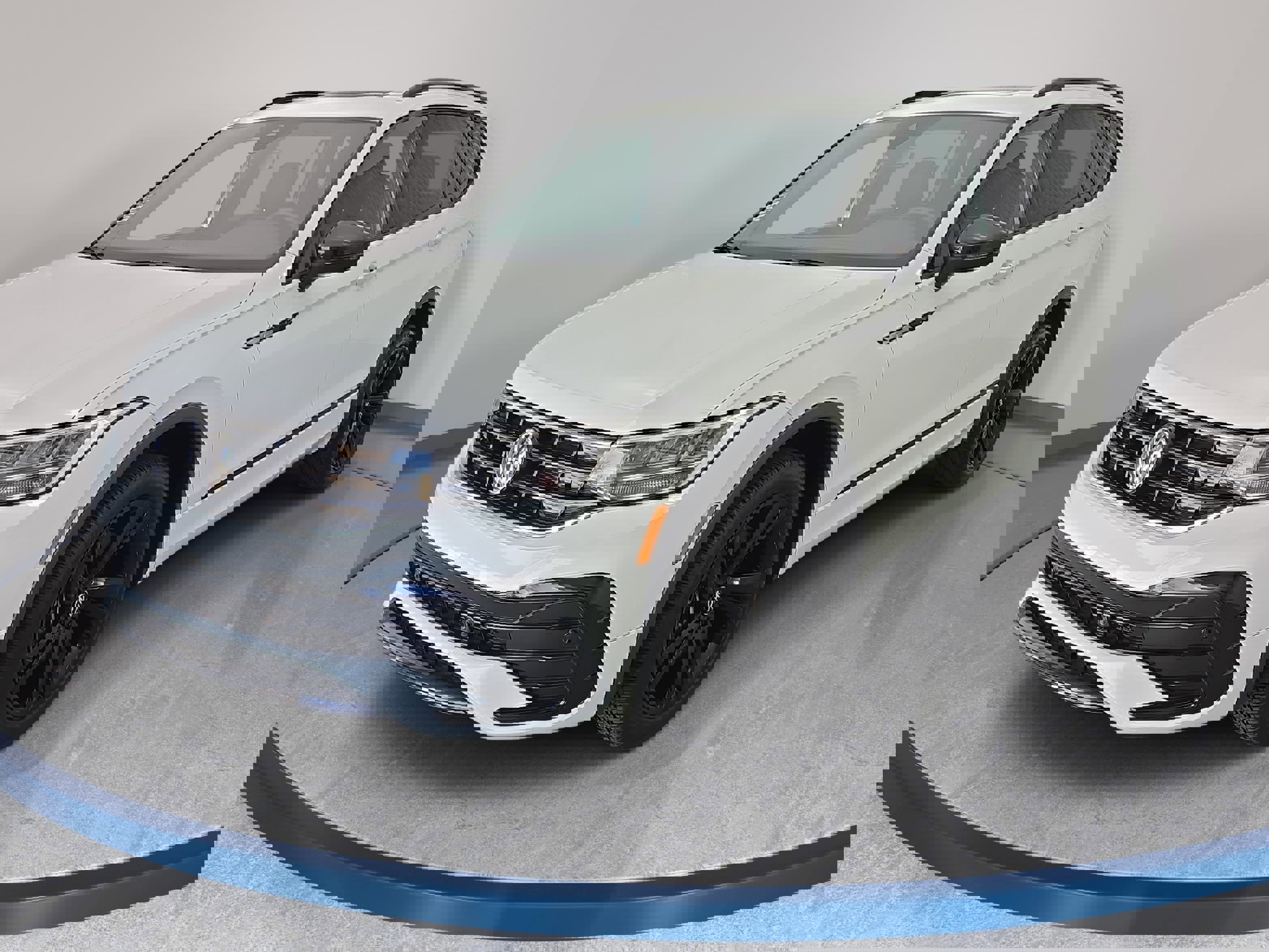 Certified 2024 Volkswagen Tiguan SE R-Line