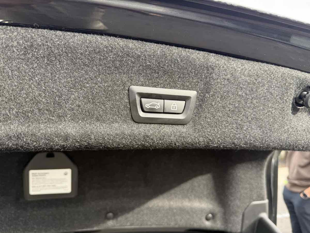 Used 2021 BMW M3 Competition w/ Executive Package RWD image 20