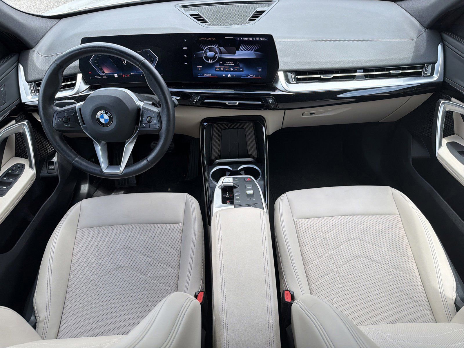 Certified 2025 BMW X2 xDrive28i AWD/4WD image 13