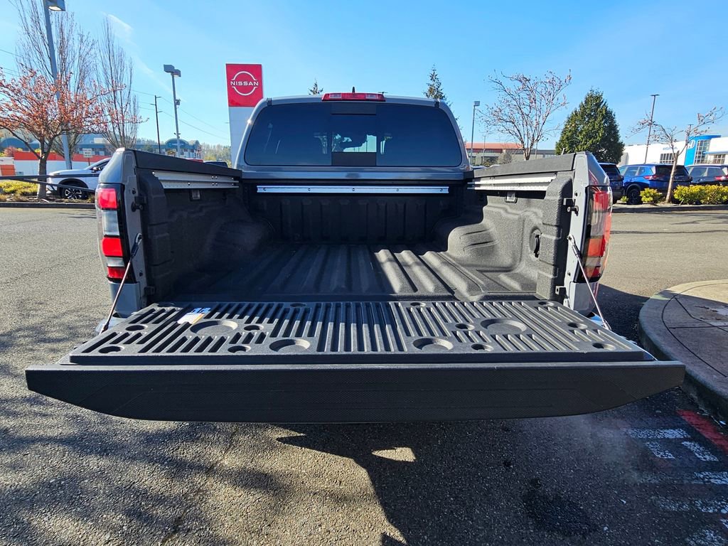 Certified 2024 Nissan Frontier PRO-4X w/ Pro Premium Package AWD/4WD image 11