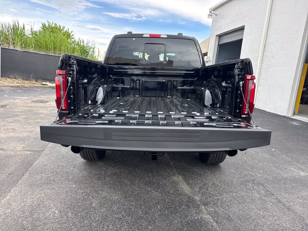 New 2026 Ford F150 Lariat w/ Equipment Group 501A Mid AWD/4WD image 27