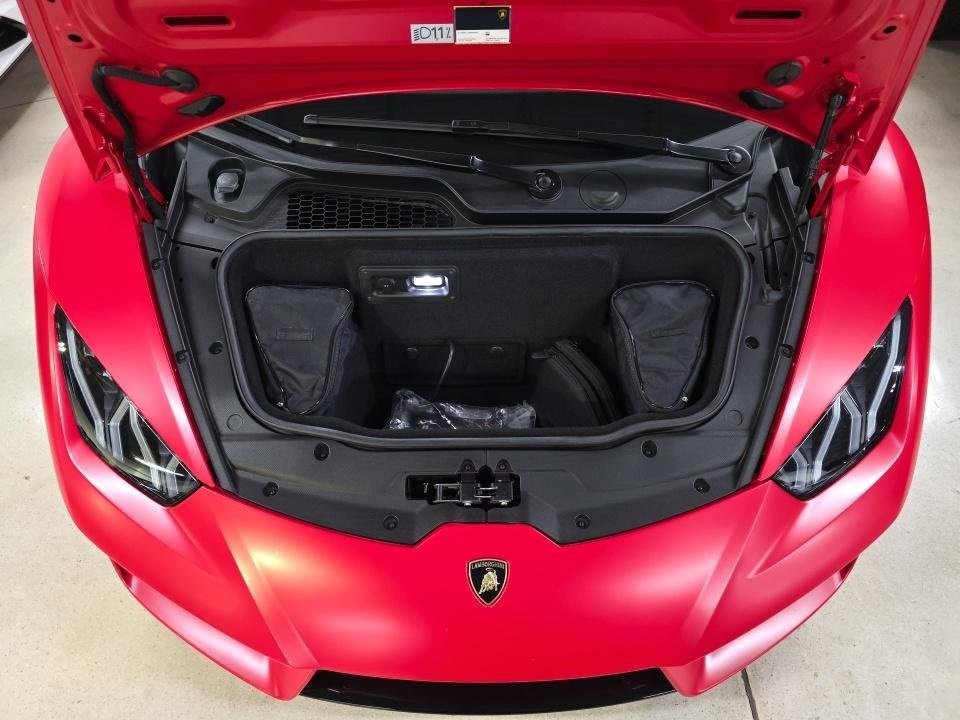 Used 2018 Lamborghini Huracan LP 580-2 image 6