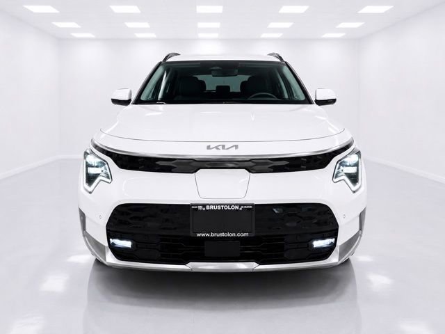Used 2023 Kia Niro Wave w/ Wave Preserve Package FWD video 3