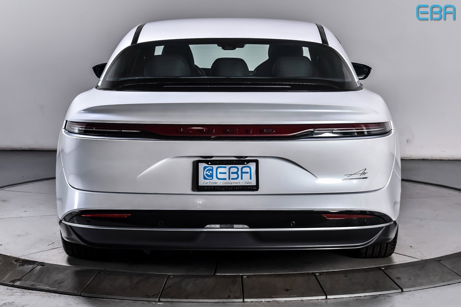 Used 2024 Lucid Air Touring image 5