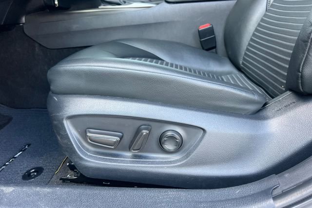 Used 2024 Toyota Camry SE image 13