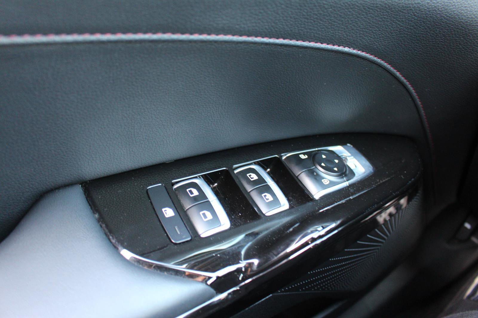 Used 2023 Kia K5 GT image 28