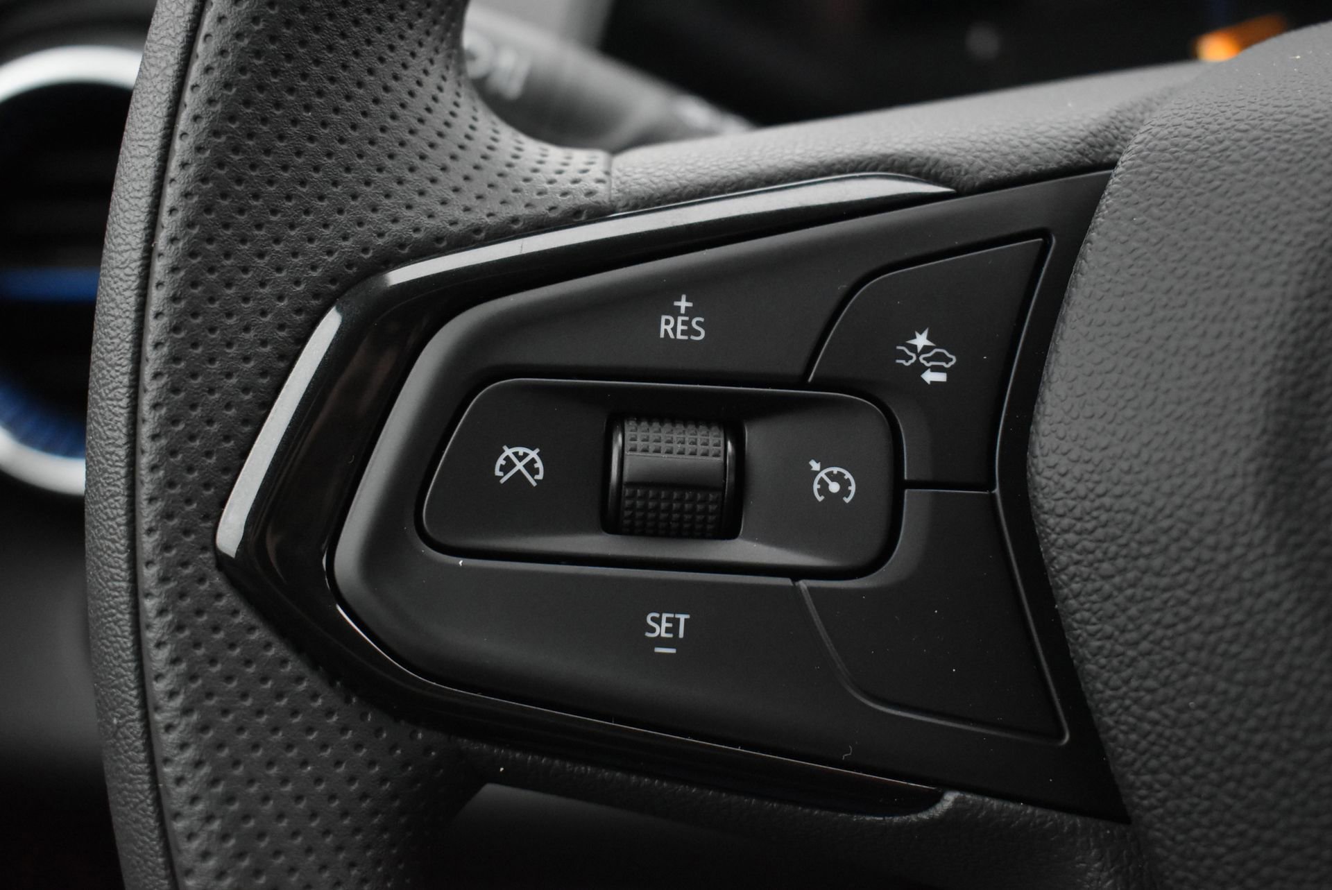 New 2026 Chevrolet Trax LT image 19