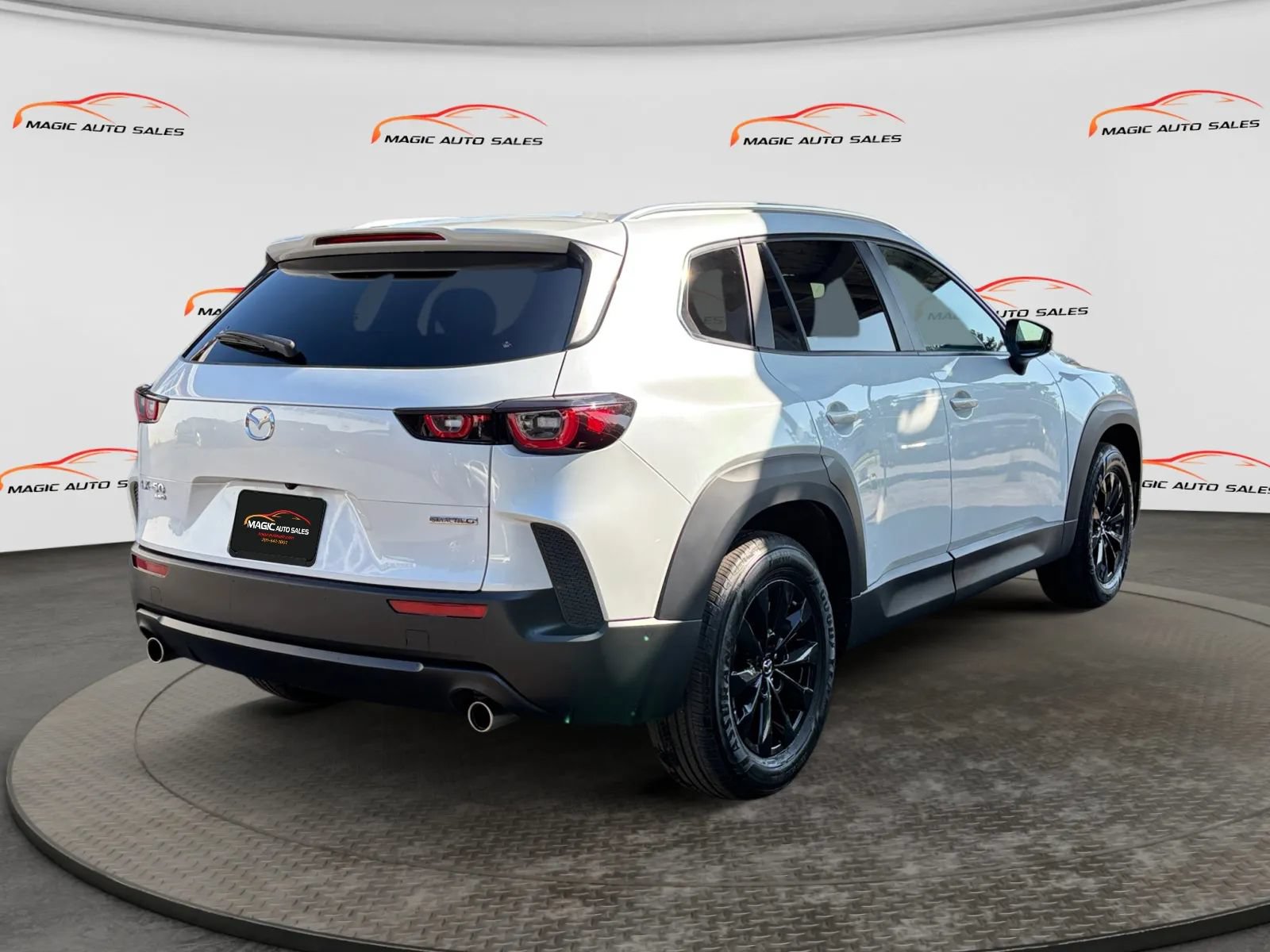 Used 2023 MAZDA CX-50 2.5 S w/ Cargo Package AWD/4WD image 10