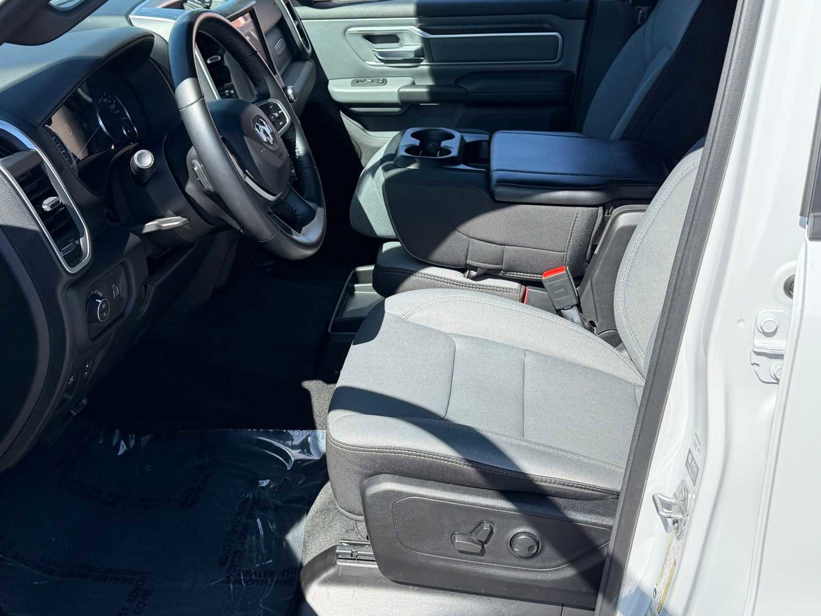 Used 2022 RAM 1500 Big Horn RWD image 22