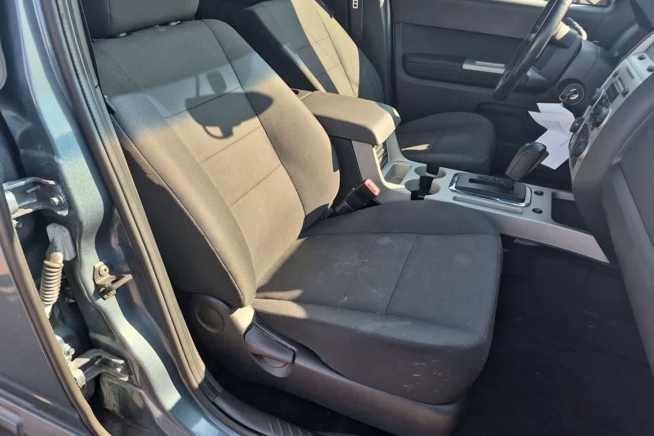 Used 2011 Ford Escape XLT FWD image 21