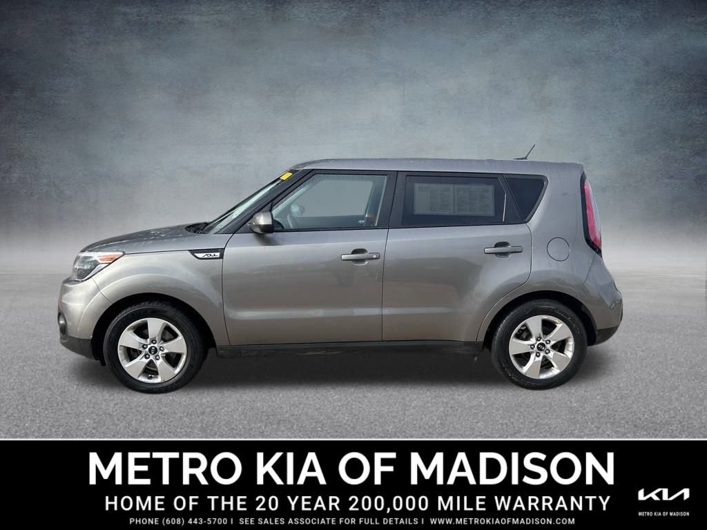 Used 2017 Kia Soul Base image 9