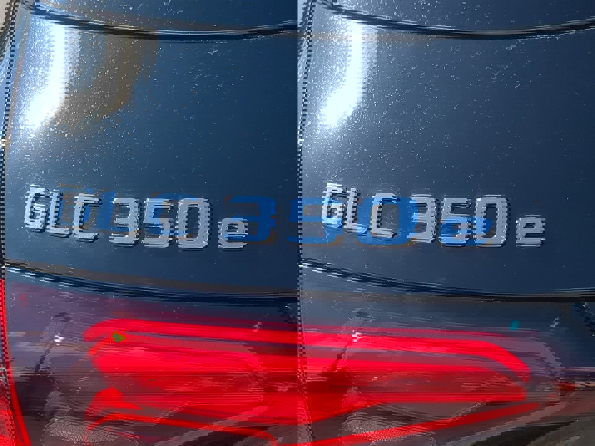 Used 2025 Mercedes-Benz GLC 350e GLC 350e image 59