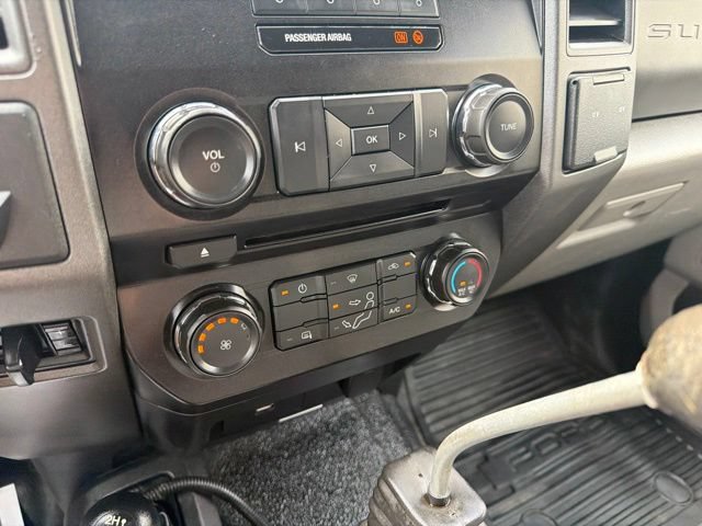 Used 2018 Ford F550 4x4 SuperCab Super Duty image 33