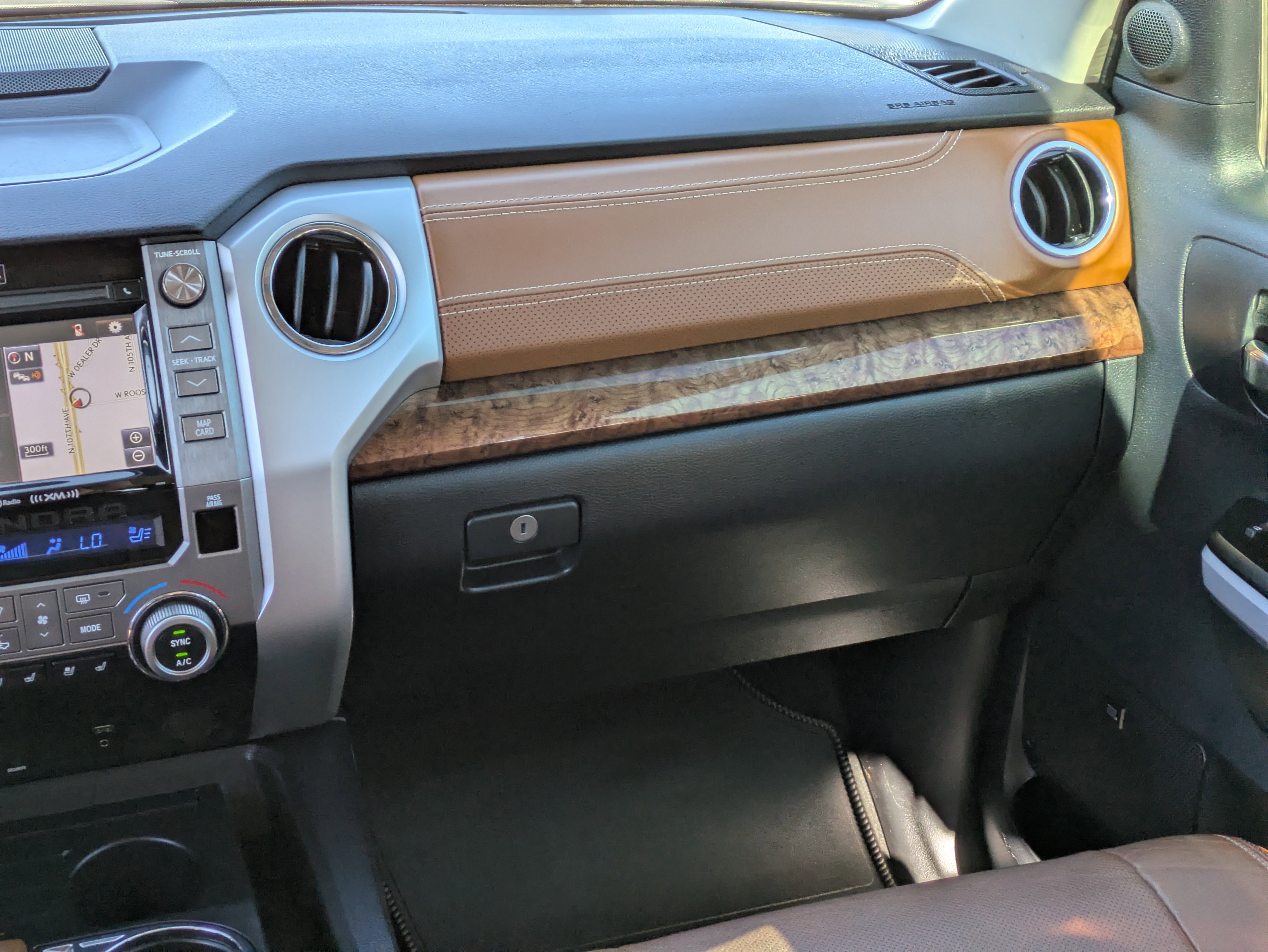 Used 2019 Toyota Tundra 1794 Edition image 17