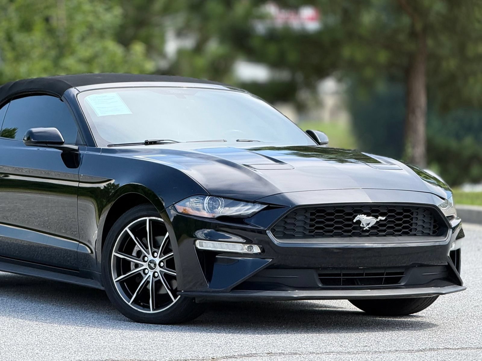 Used 2018 Ford Mustang Convertible w/ Wheel & Stripe Package RWD image 42