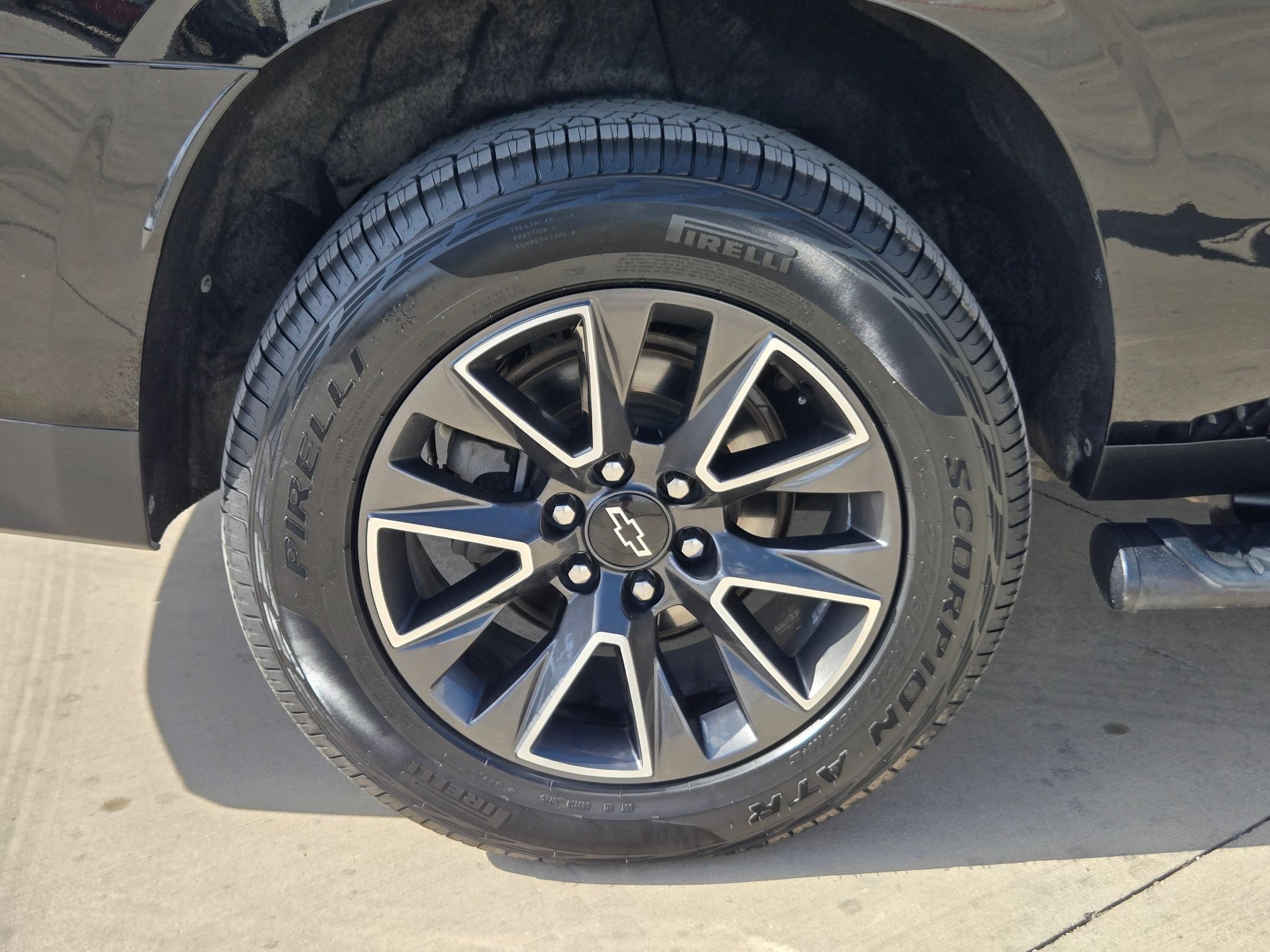 Certified 2021 Chevrolet Suburban Z71 AWD/4WD image 28