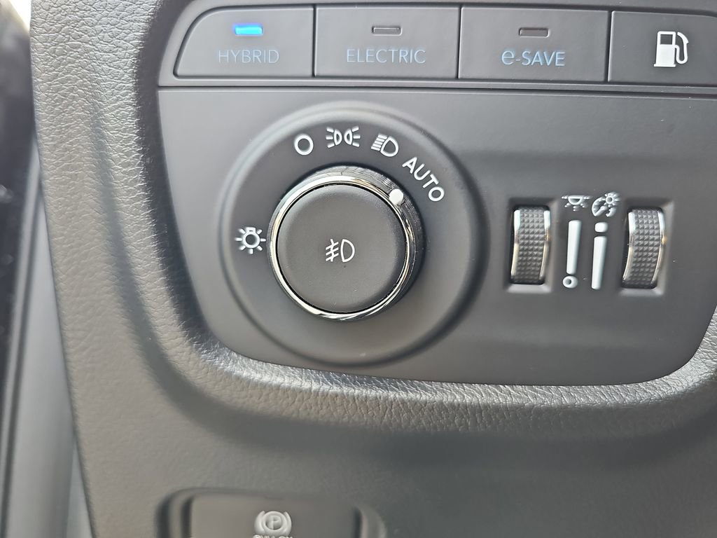 Used 2023 Jeep Grand Cherokee Summit w/ Luxury Tech Group V image 30