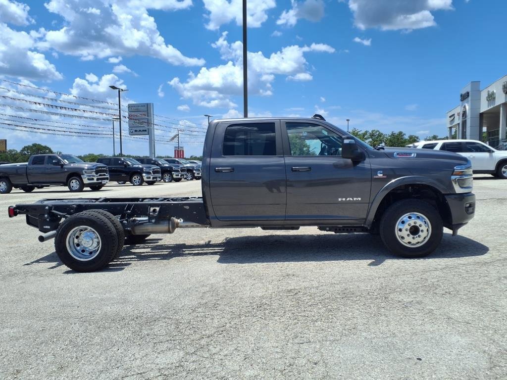 Used 2025 RAM 3500 Big Horn w/ Laramie Trim Package image 3