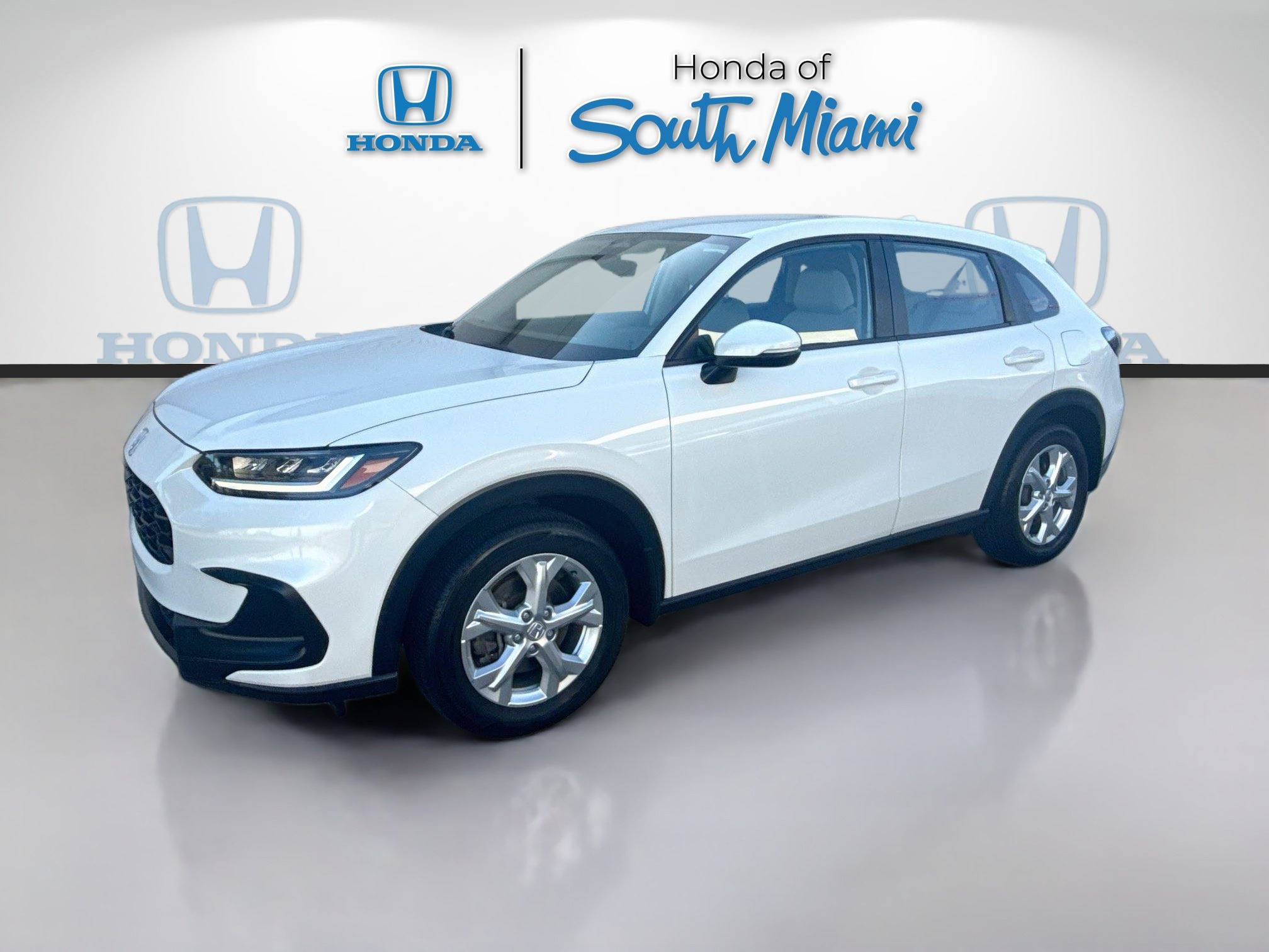 Used 2024 Honda HR-V LX image 3