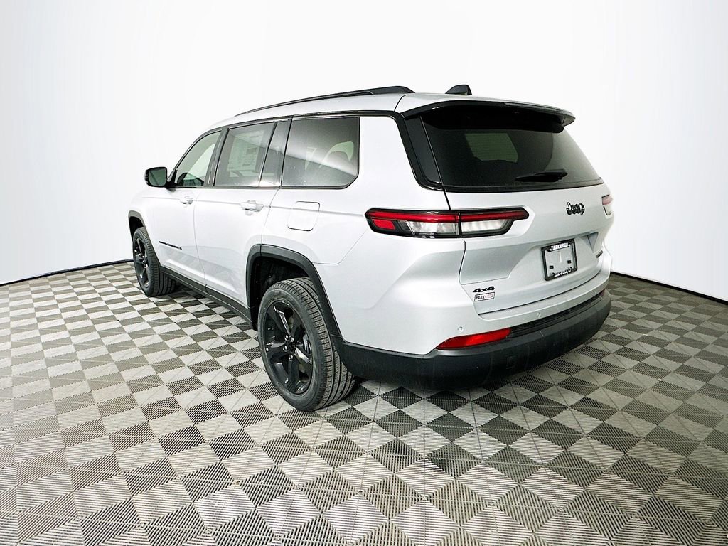New 2025 Jeep Grand Cherokee L Limited w/ Black Appearance Package image 7