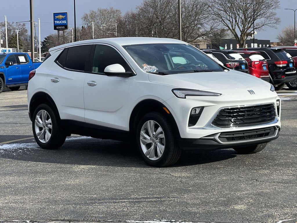 Used 2024 Buick Encore GX Preferred w/ Comfort Package image 7