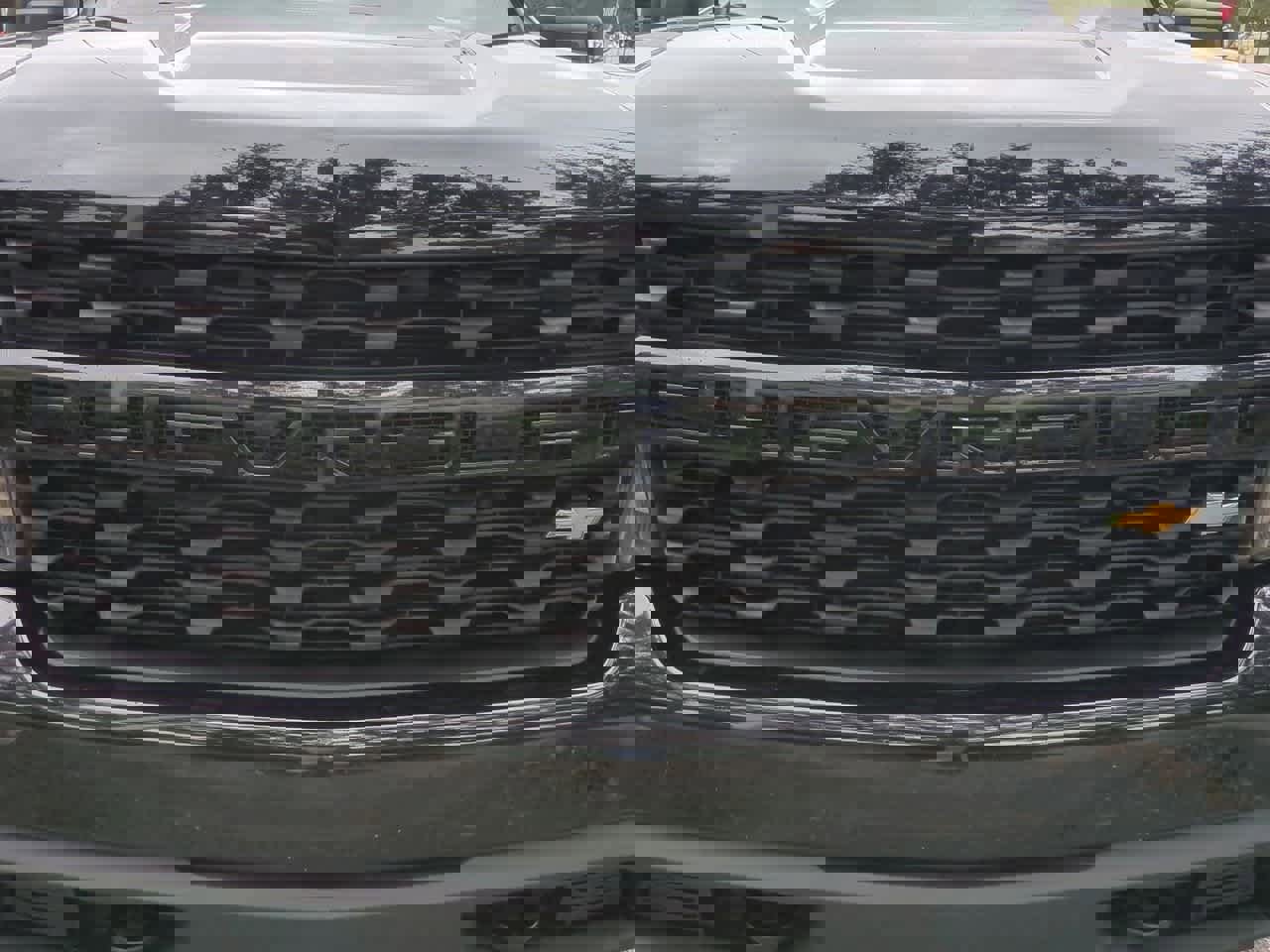 Used 2022 Chevrolet Silverado 1500 Custom image 12