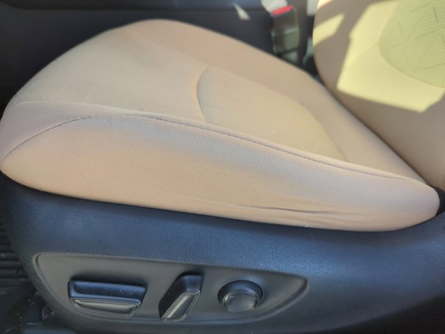 Used 2023 Toyota RAV4 XLE w/ Convenience Package FWD image 11