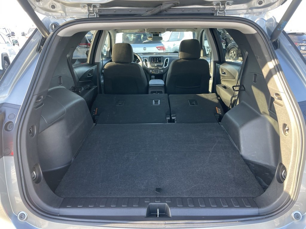 Used 2024 Chevrolet Equinox LT image 32