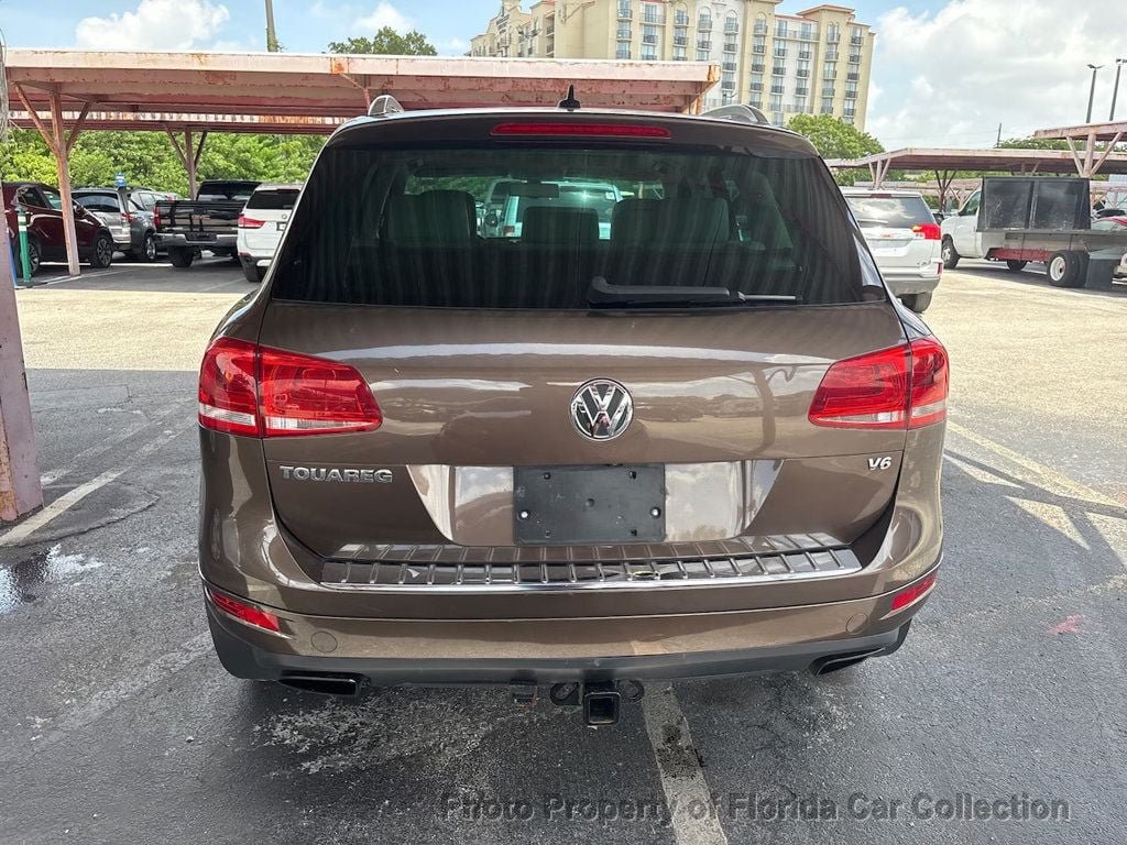 Used 2012 Volkswagen Touareg VR6 AWD/4WD image 6