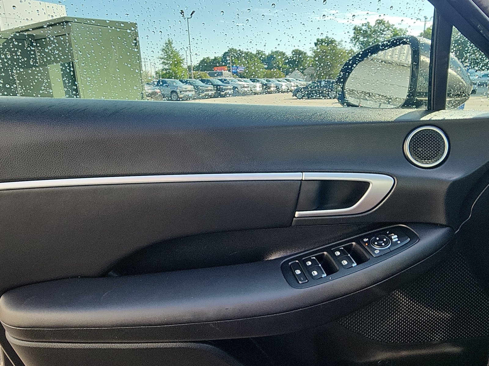 Used 2025 Hyundai Sonata SEL FWD image 18