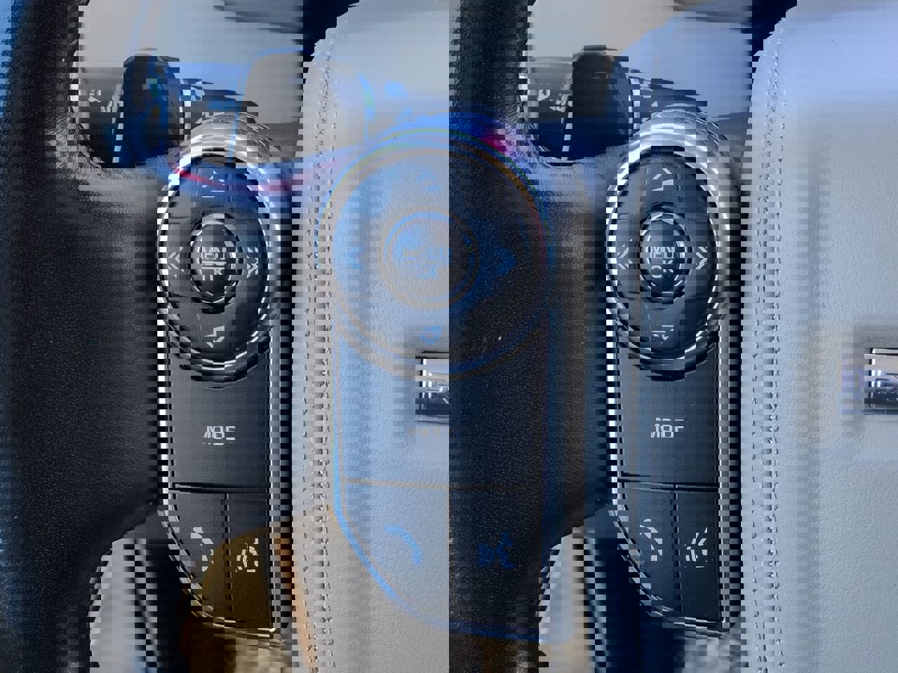 Used 2017 Land Rover Range Rover HSE image 24