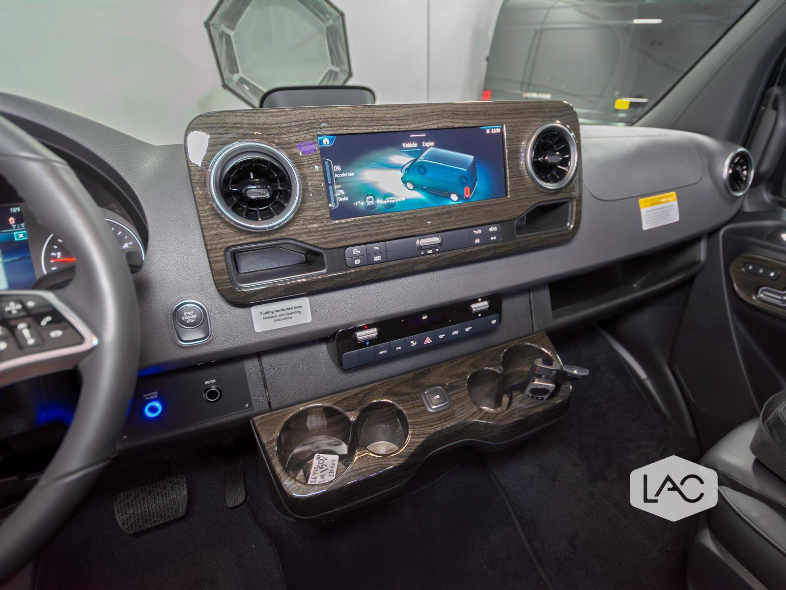 Used 2025 Mercedes-Benz Sprinter 3500 image 29