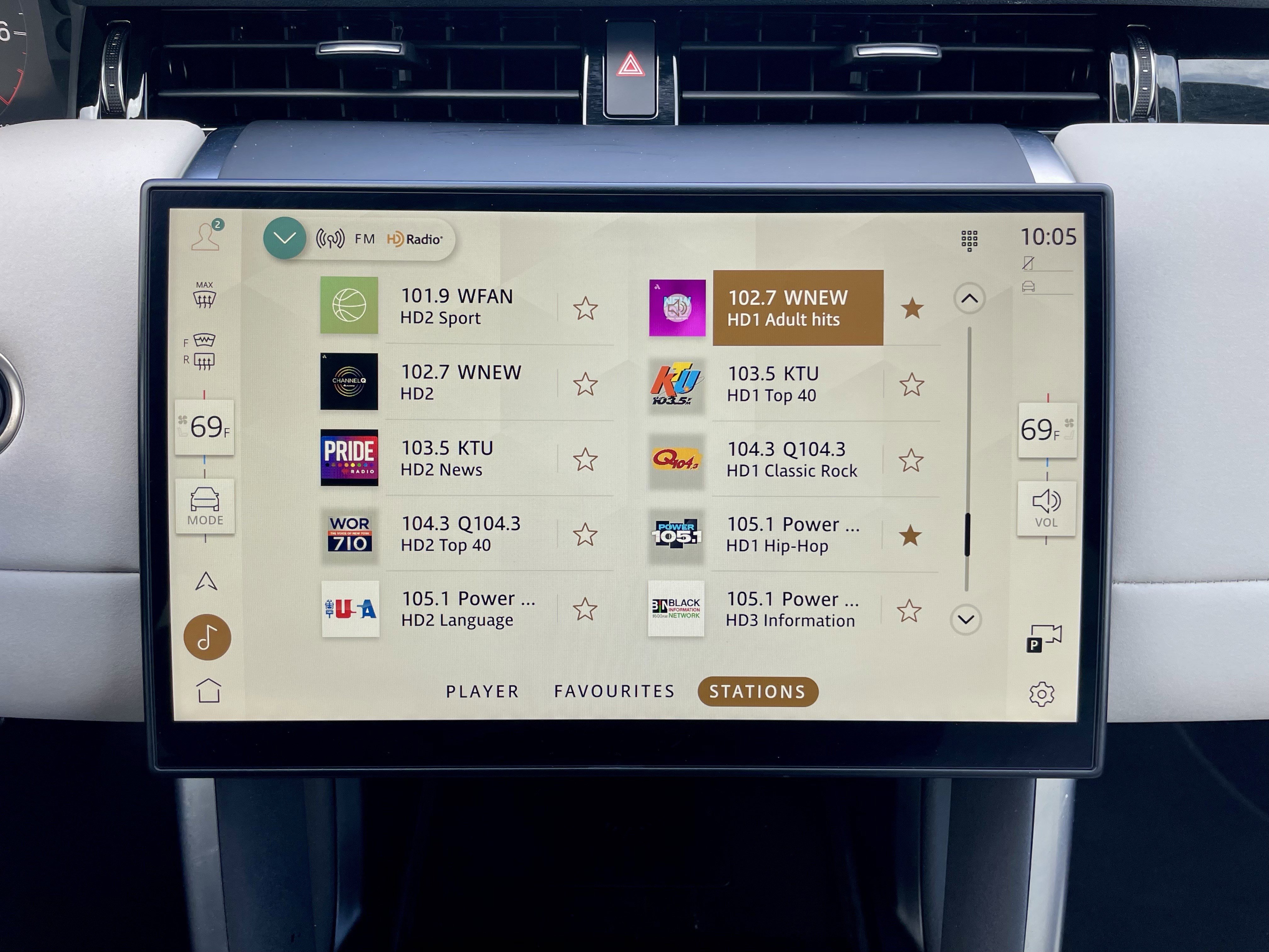 Used 2024 Land Rover Discovery Sport S image 27