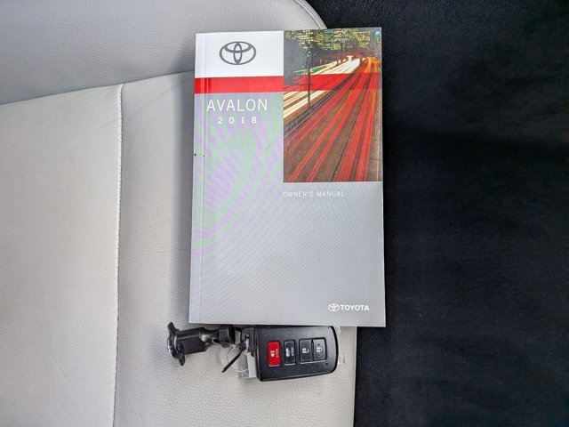 Used 2018 Toyota Avalon XLE Premium w/ Protection Package image 24