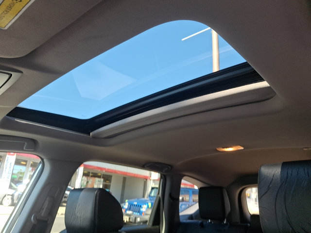 Used 2019 Honda CR-V Touring image 14