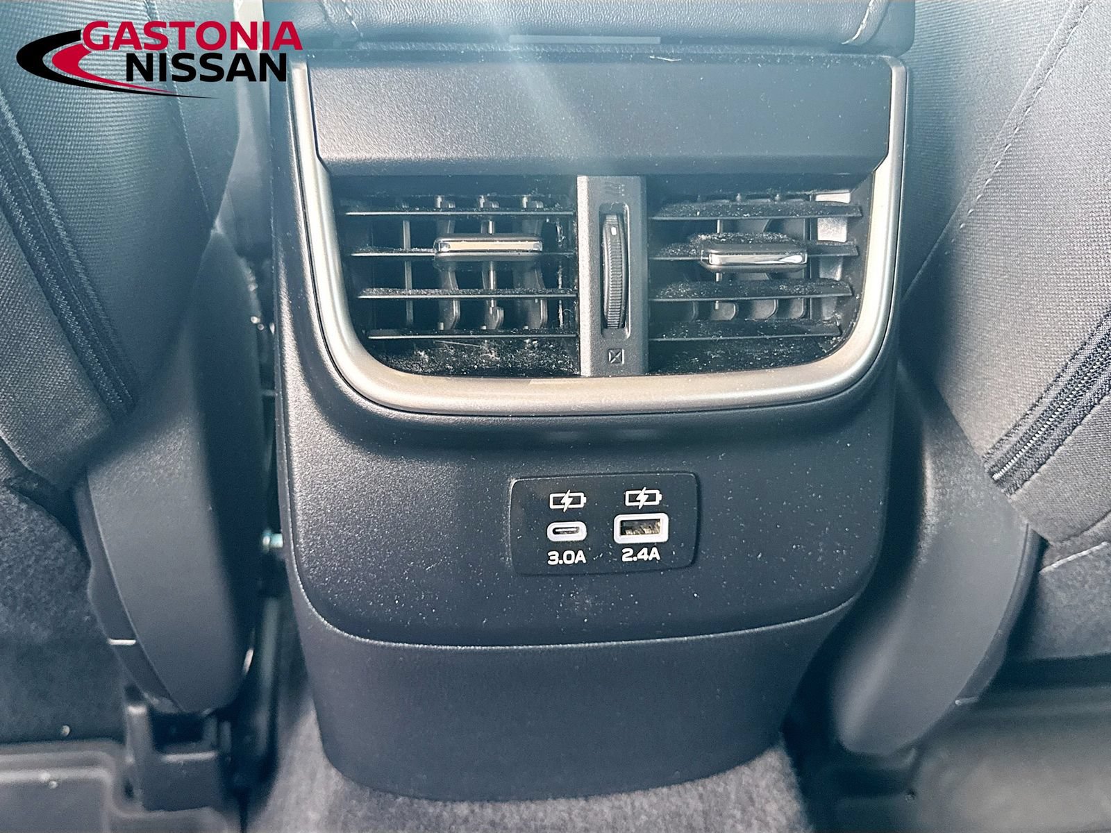 Used 2025 Subaru Outback Premium AWD/4WD image 33