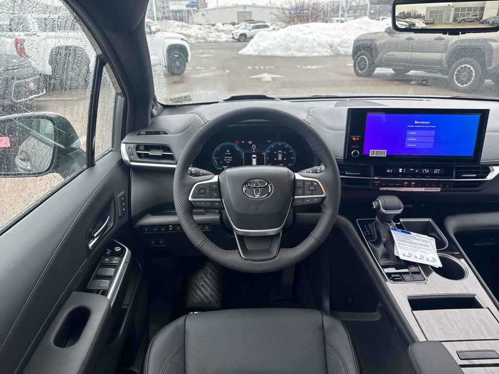 New 2026 Toyota Sienna Platinum image 11