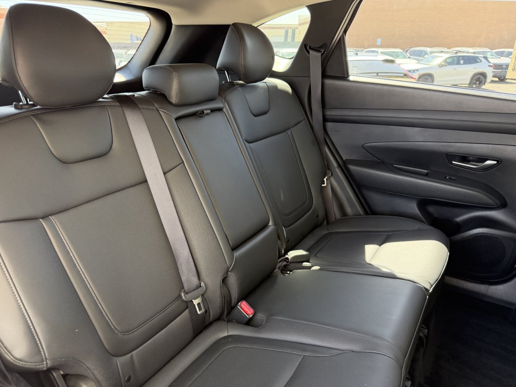 Used 2025 Hyundai Tucson SEL FWD image 36