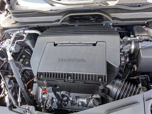 New 2025 Honda Pilot Touring image 17