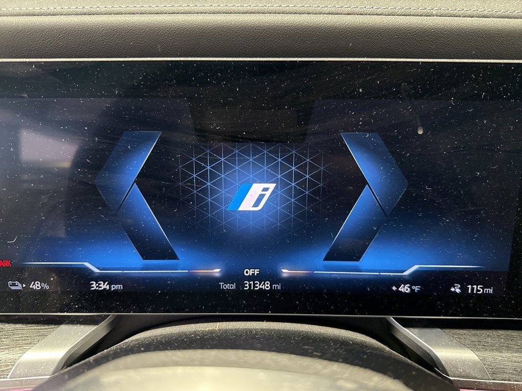 Used 2023 BMW i7 xDrive60 image 11