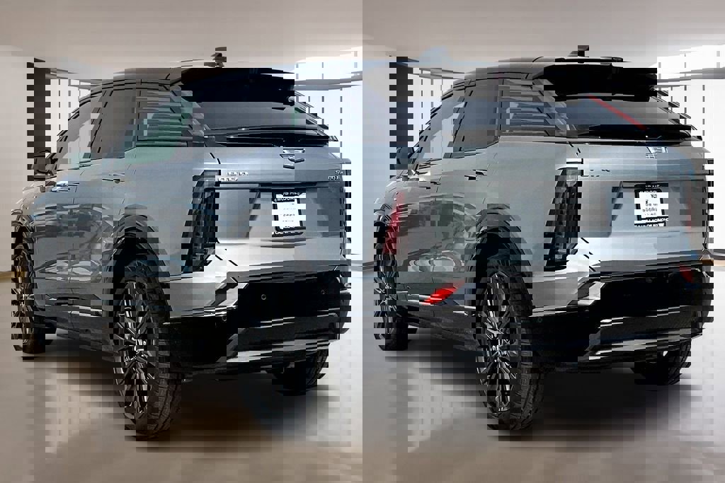 New 2026 Cadillac Optiq Sport 2 w/ LPO, Floor Liner Package image 3