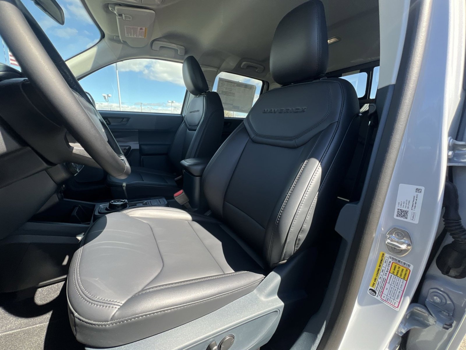 New 2026 Ford Maverick Lariat w/ Black Appearance Package AWD/4WD image 13