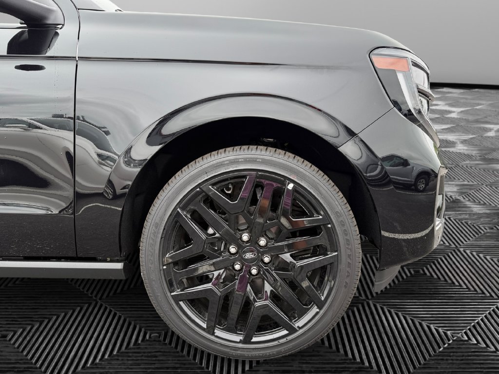 New 2027 Ford Expedition Max Platinum w/ Stealth Performance Package AWD/4WD image 9