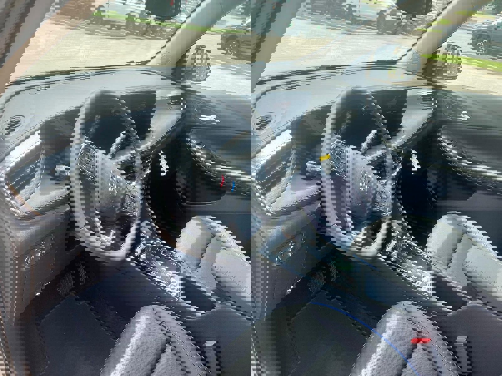 New 2026 Buick Encore GX Sport Touring image 9