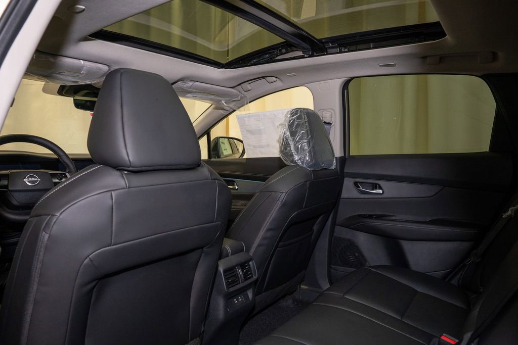 New 2026 Nissan Murano SL image 11