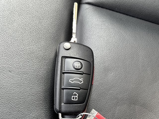 Used 2025 Audi Q3 2.0T Premium AWD/4WD image 43